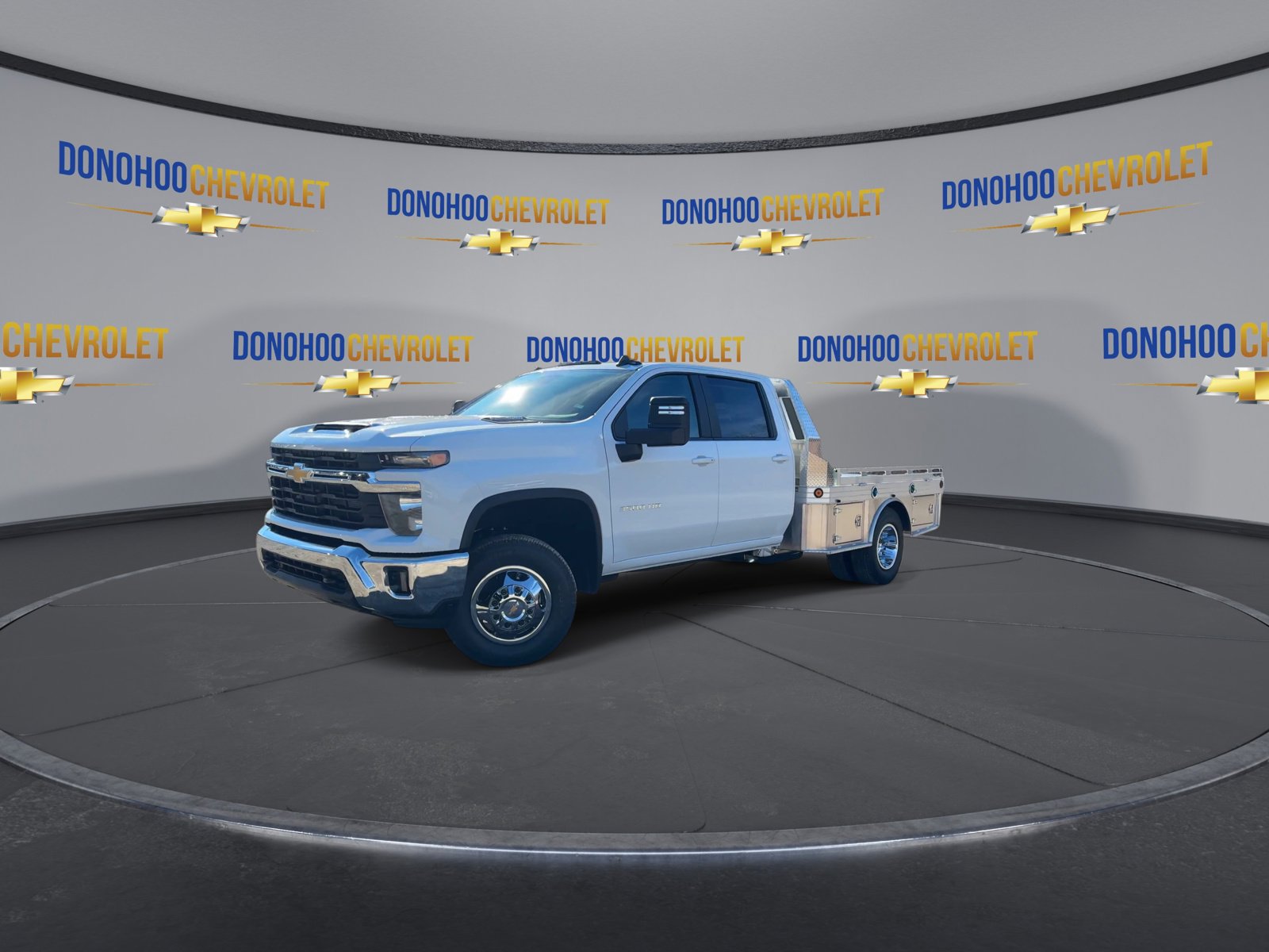 New 2026 Chevrolet Silverado 3500 LT w/ Convenience Package image 4