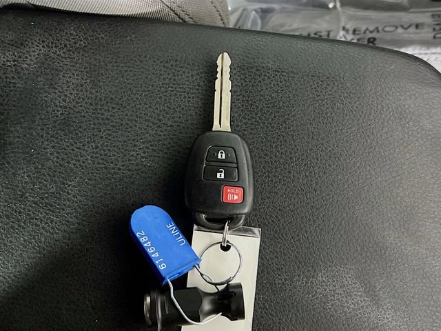 Used 2023 Toyota Tacoma SR image 32