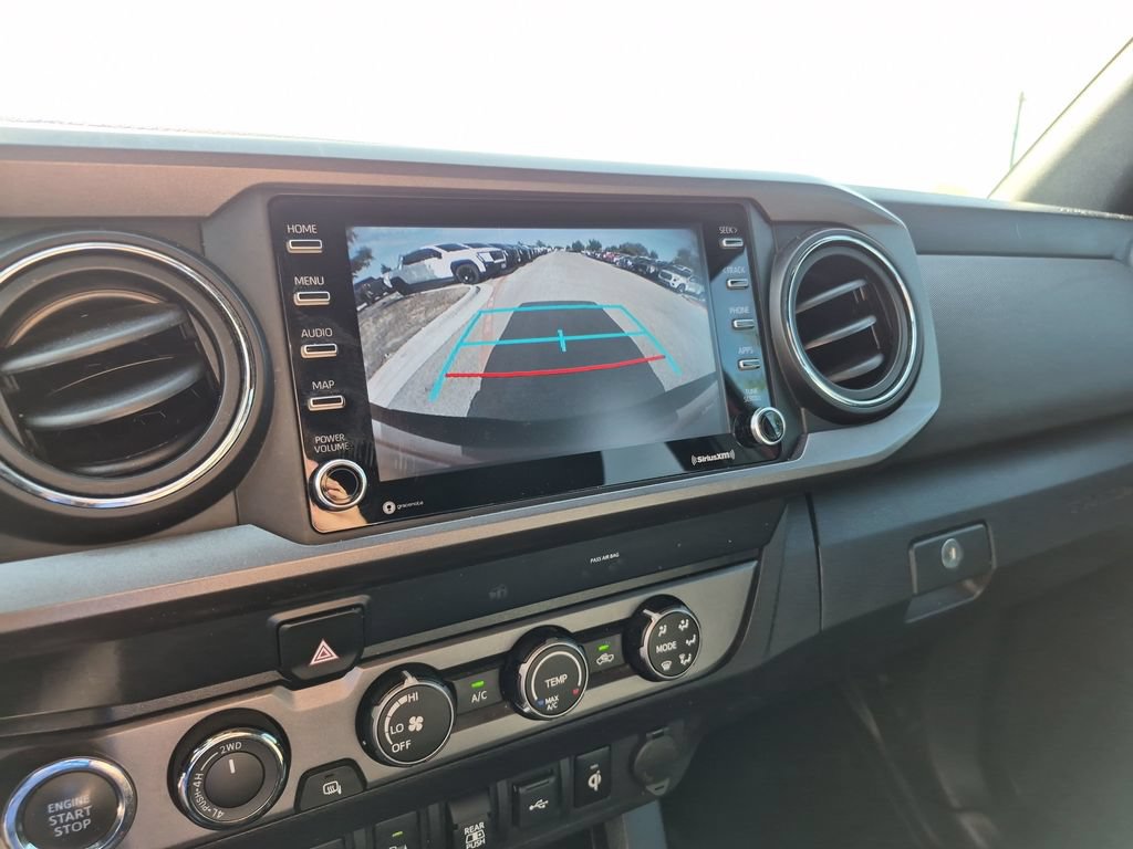 Used 2020 Toyota Tacoma TRD Off-Road w/ Technology Package AWD/4WD image 28