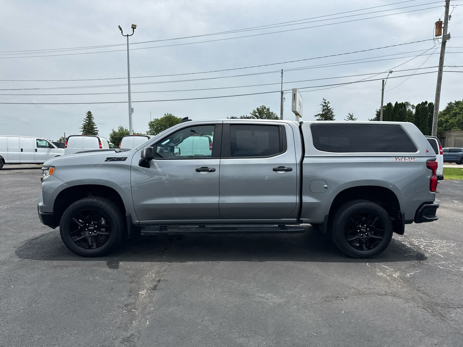 Certified 2024 Chevrolet Silverado 1500 LT Trail Boss w/ Convenience Package II AWD/4WD image 2
