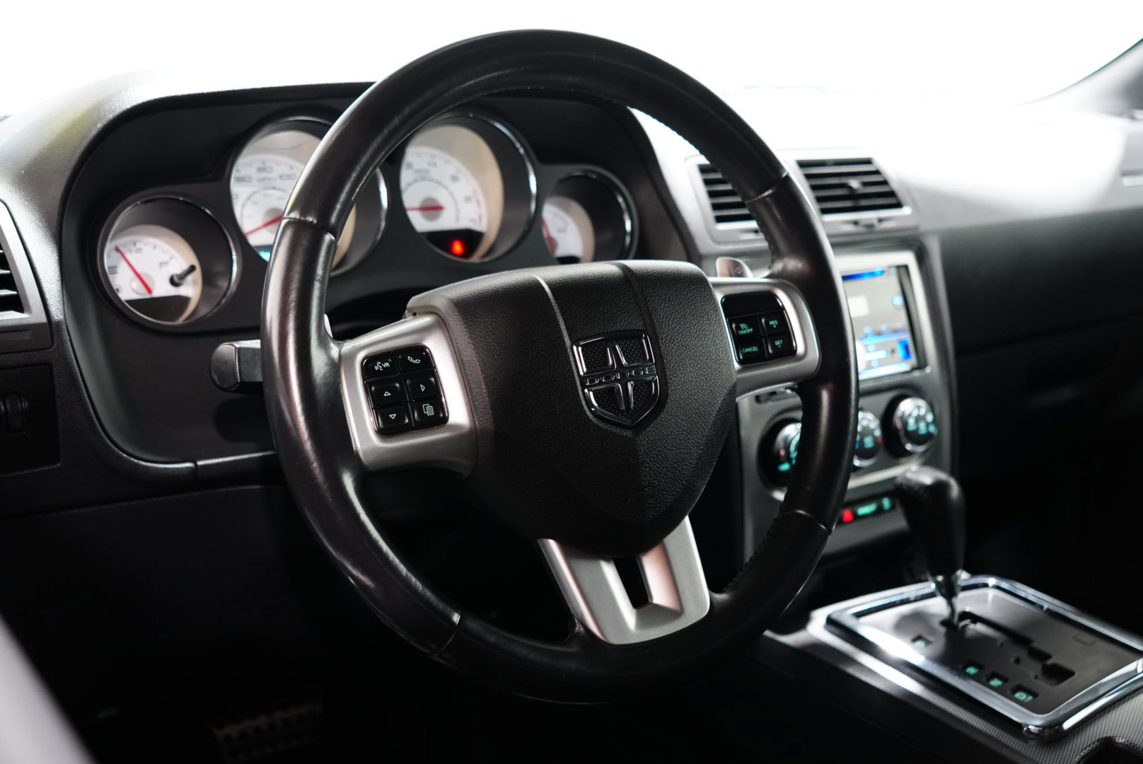 Used 2013 Dodge Challenger R/T Plus image 14