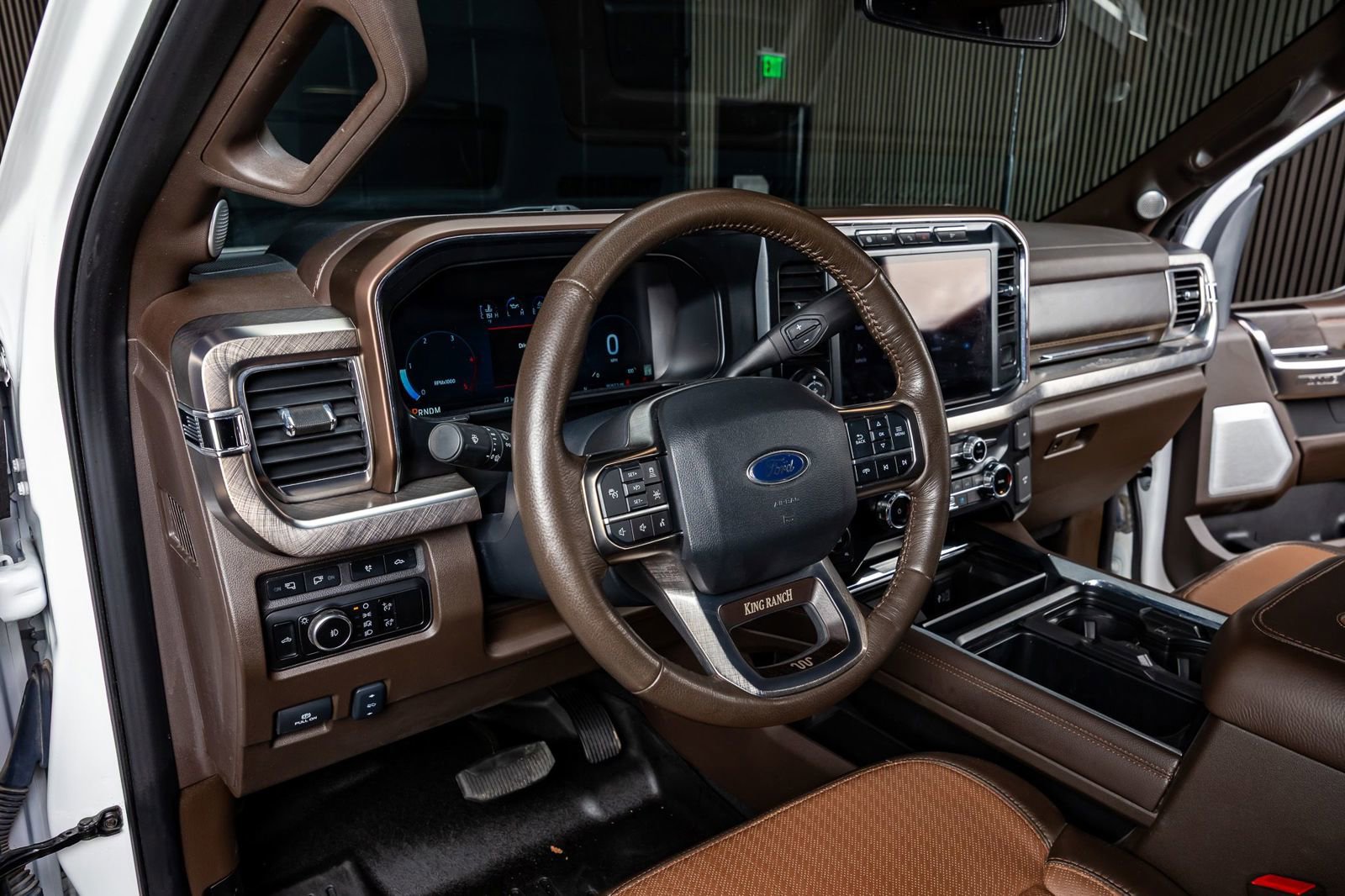 Used 2024 Ford F450 King Ranch w/ Camper Package image 17