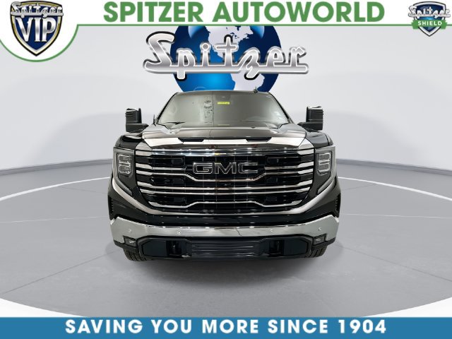 Used 2024 GMC Sierra 1500 SLT w/ SLT Premium Package AWD/4WD image 4