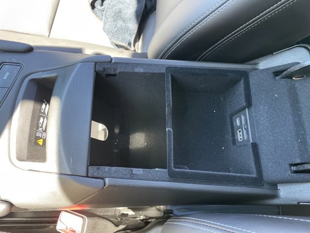 Used 2024 Cadillac XT5 Premium Luxury image 35