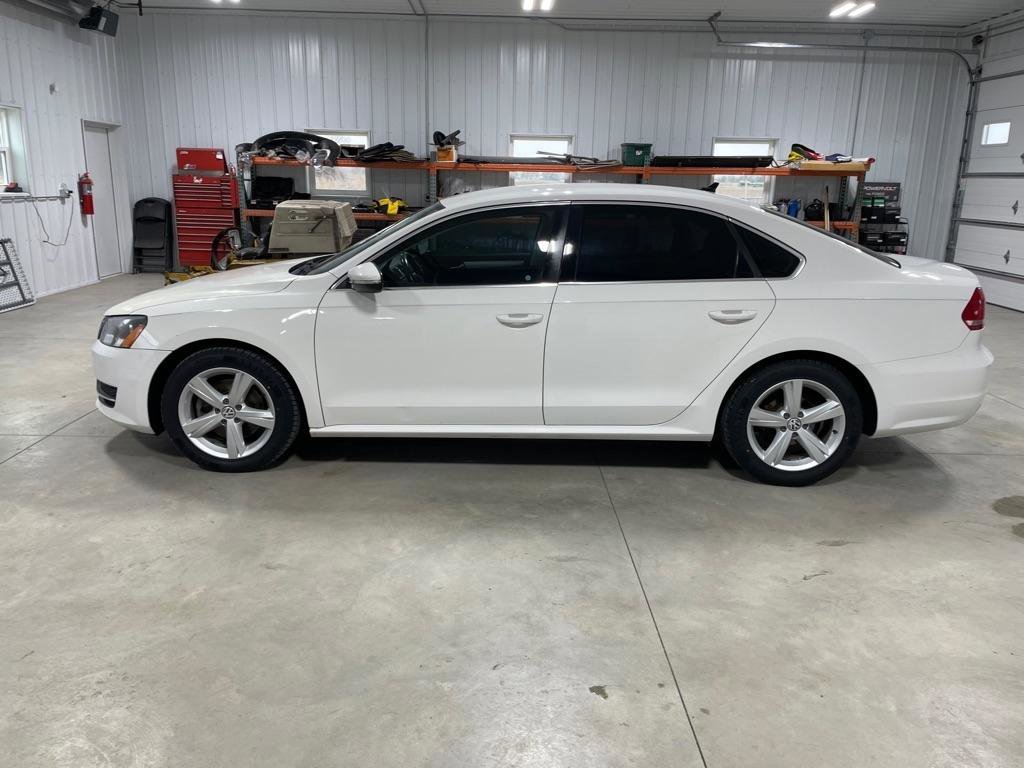 Used 2012 Volkswagen Passat 2.5 SE image 4