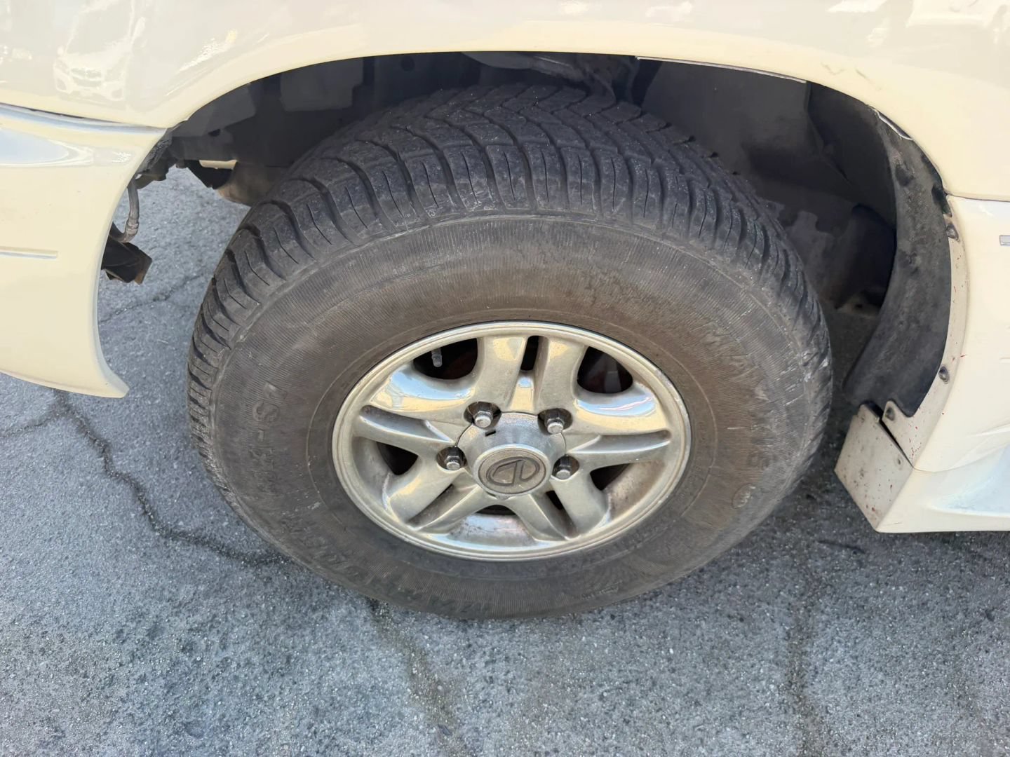 Used 1999 Lexus LX 470 4WD image 33