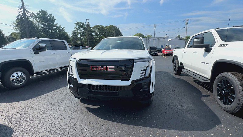 New 2026 GMC Sierra EV Elevation w/ Premium Package image 3