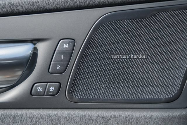 New 2027 Volvo XC60 B5 Ultra AWD/4WD image 41
