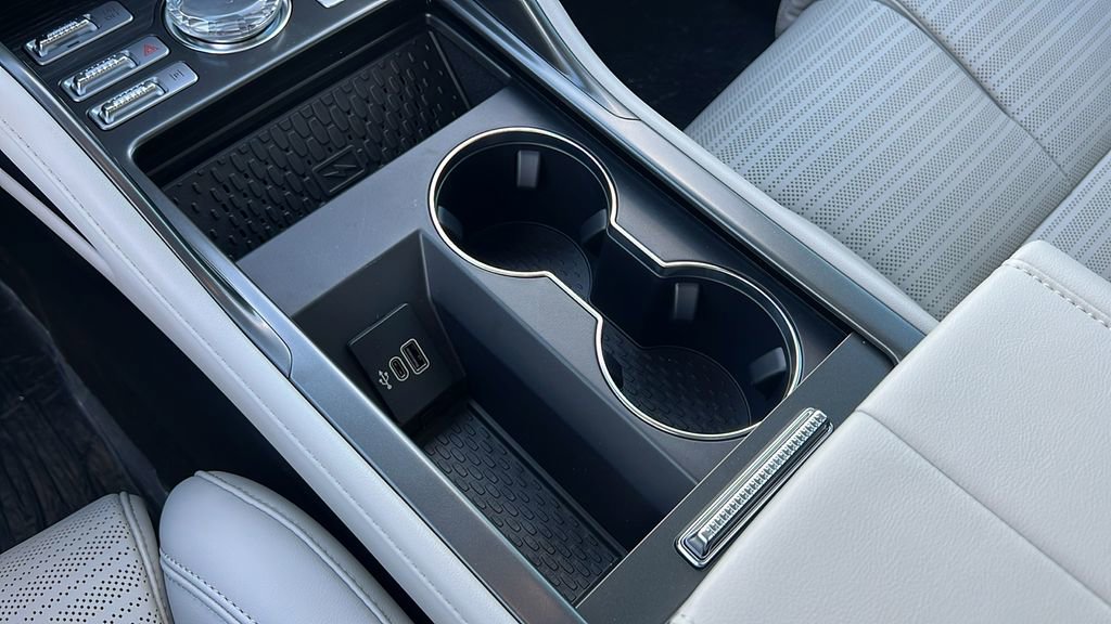 New 2026 Lincoln Nautilus Reserve AWD/4WD image 16