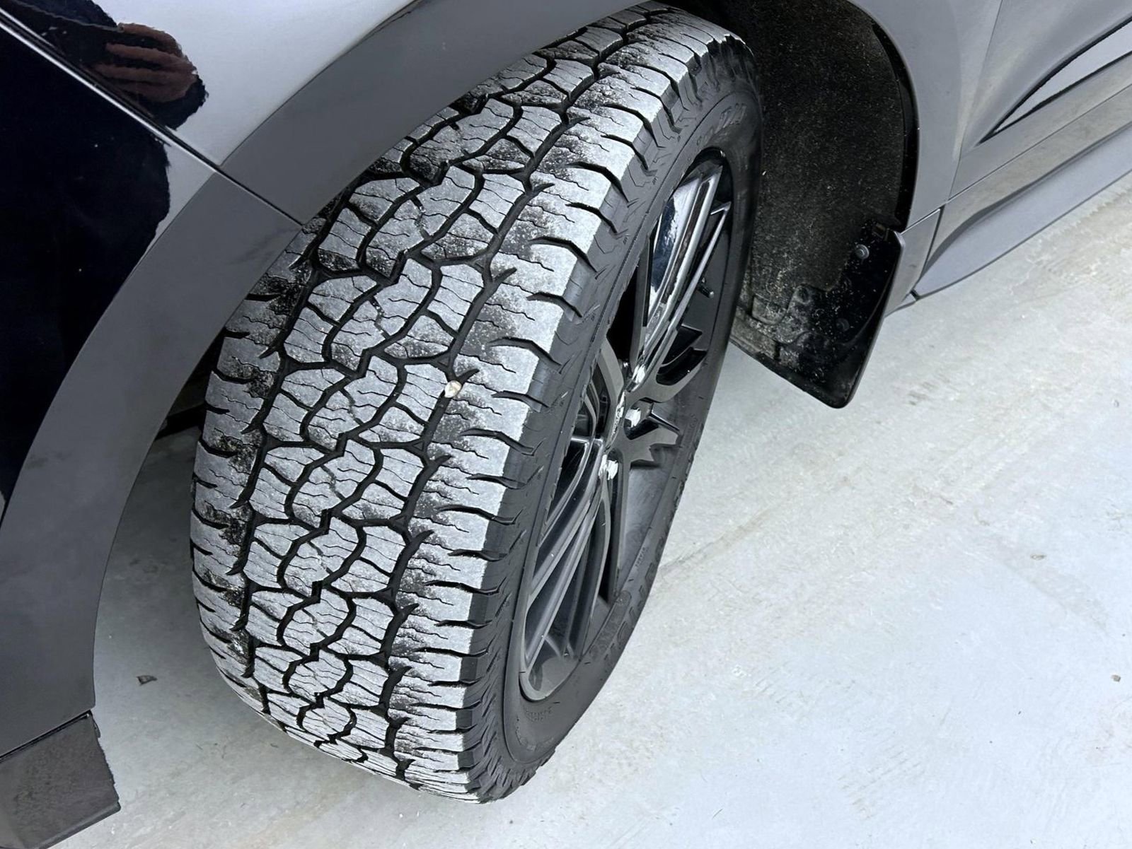 Used 2021 Ford Edge ST-Line image 23