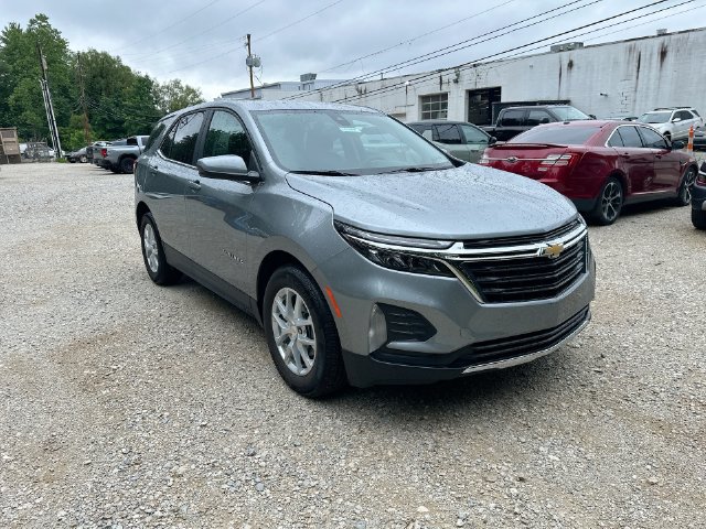 Used 2024 Chevrolet Equinox LT w/ LPO, Floor Liner Package FWD image 11