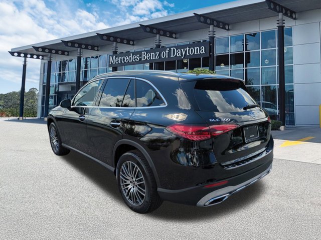 Used 2026 Mercedes-Benz GLC 300 image 6