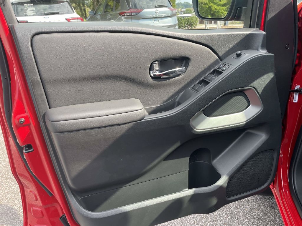 New 2027 Nissan Frontier SV RWD image 11