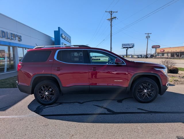 Used 2019 GMC Acadia SLT w/ LPO, Floor Liner Package image 3