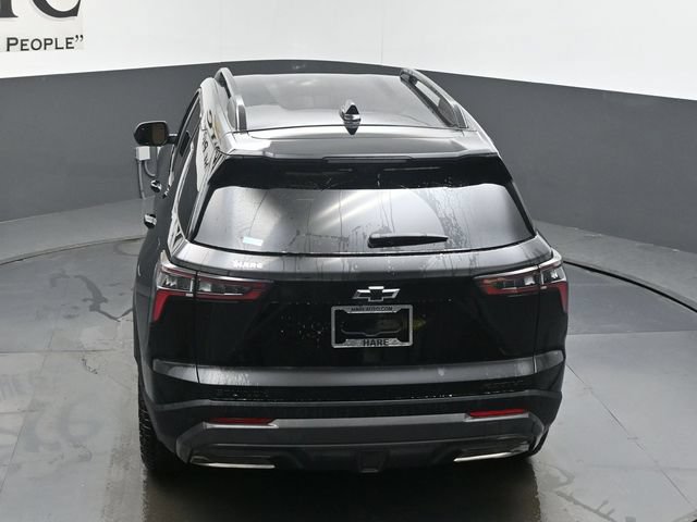 New 2026 Chevrolet Equinox ACTIV w/ Convenience Package III FWD image 35
