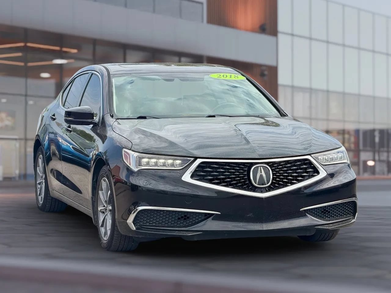 Used 2018 Acura TLX FWD image 1