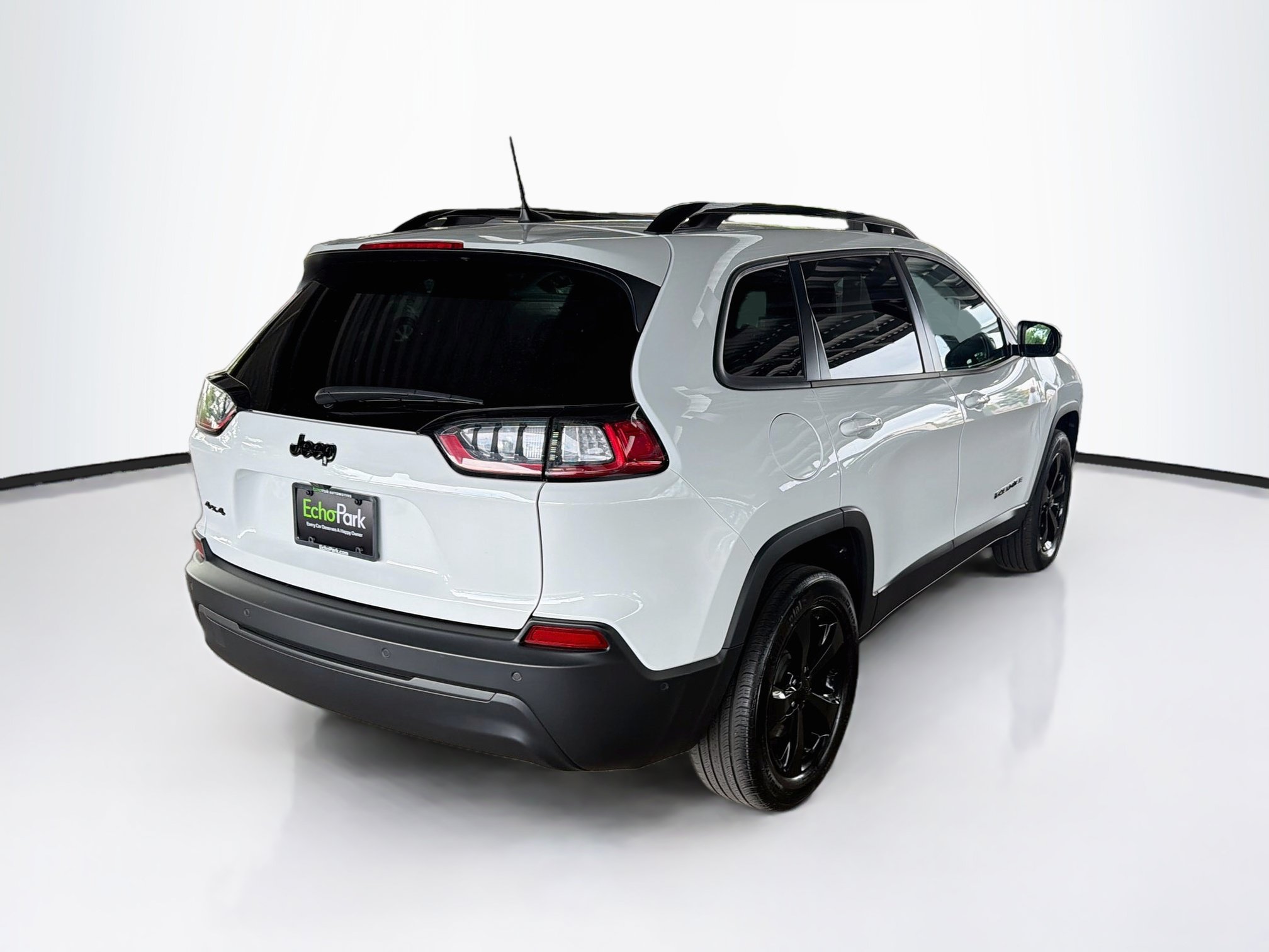 Used 2023 Jeep Cherokee Altitude Lux AWD/4WD image 9