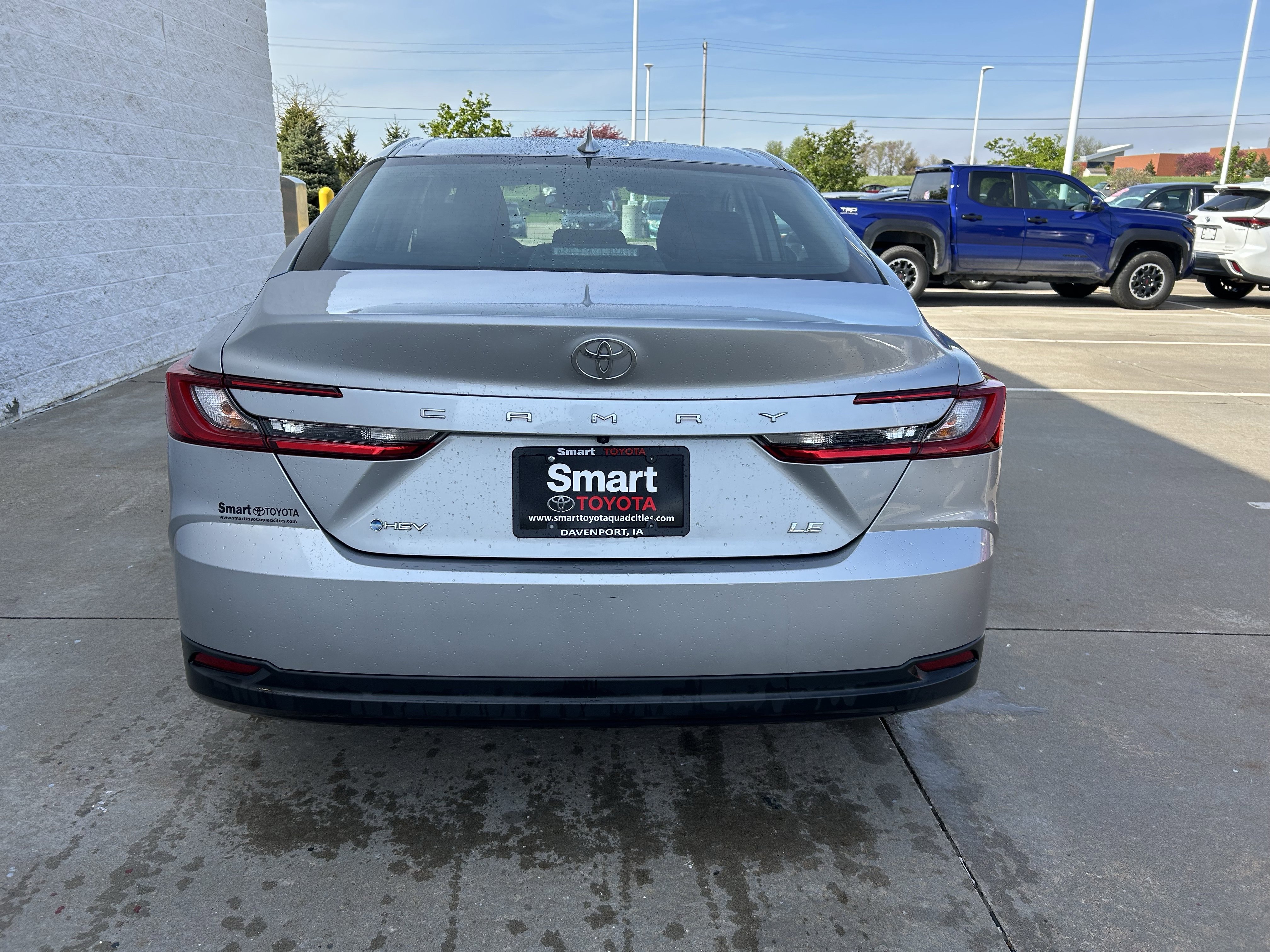 Certified 2025 Toyota Camry LE FWD image 5
