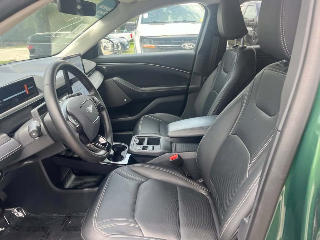Used 2025 Ford Mustang Mach-E Premium AWD/4WD image 12