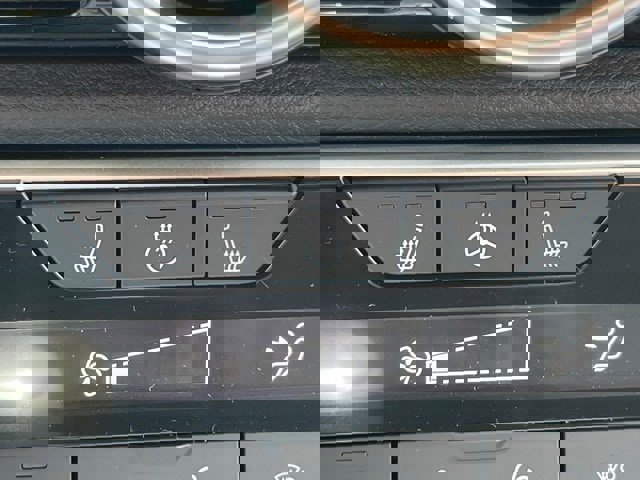 New 2025 Nissan Sentra SR w/ SR Premium Package image 30