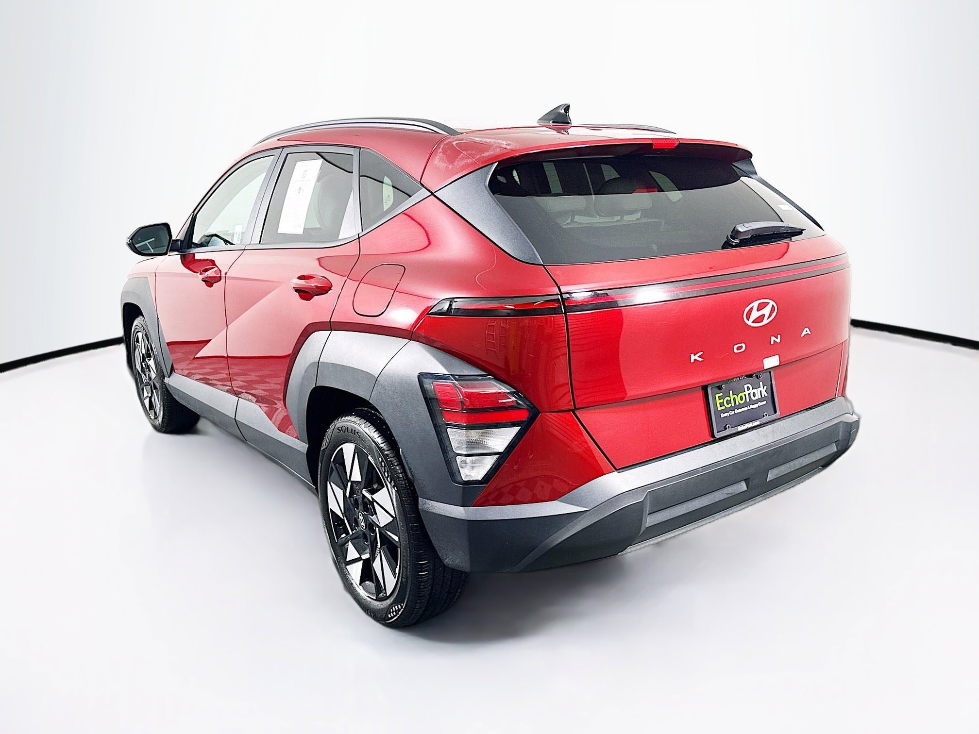 Used 2024 Hyundai Kona SEL image 5