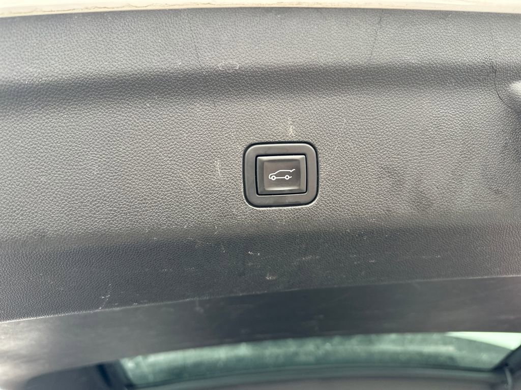 Certified 2023 Chevrolet Suburban High Country w/ Premium Package 2 image 31