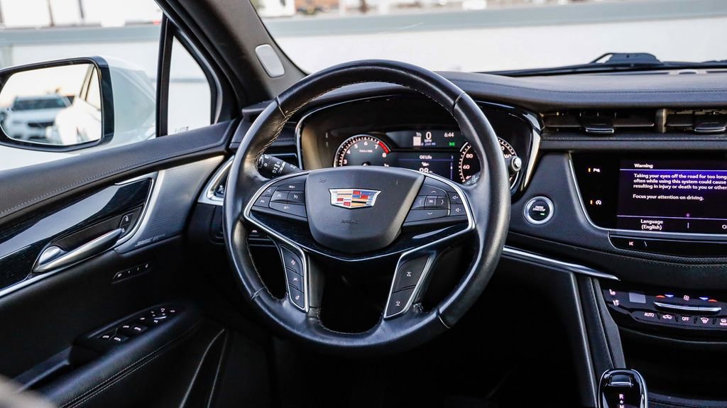 Used 2024 Cadillac XT5 Premium Luxury image 18