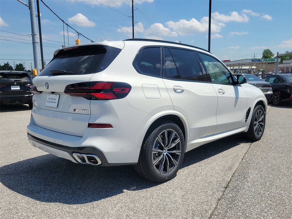 New 2025 BMW X5 M60i image 7