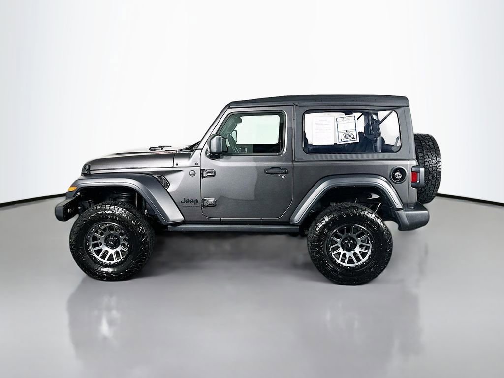 Used 2025 Jeep Wrangler Sport image 4