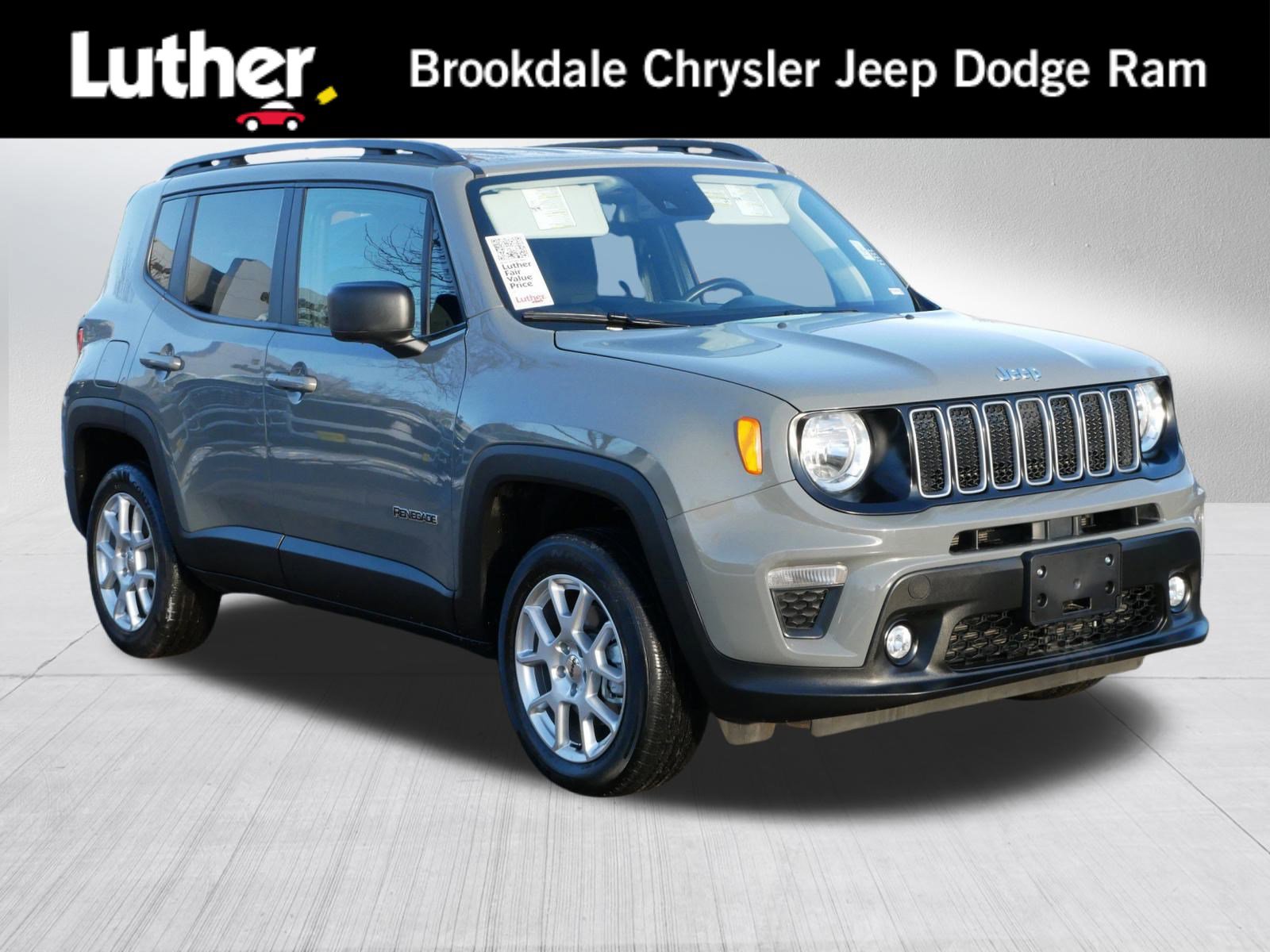 Used 2022 Jeep Renegade Latitude w/ Convenience Group image 1