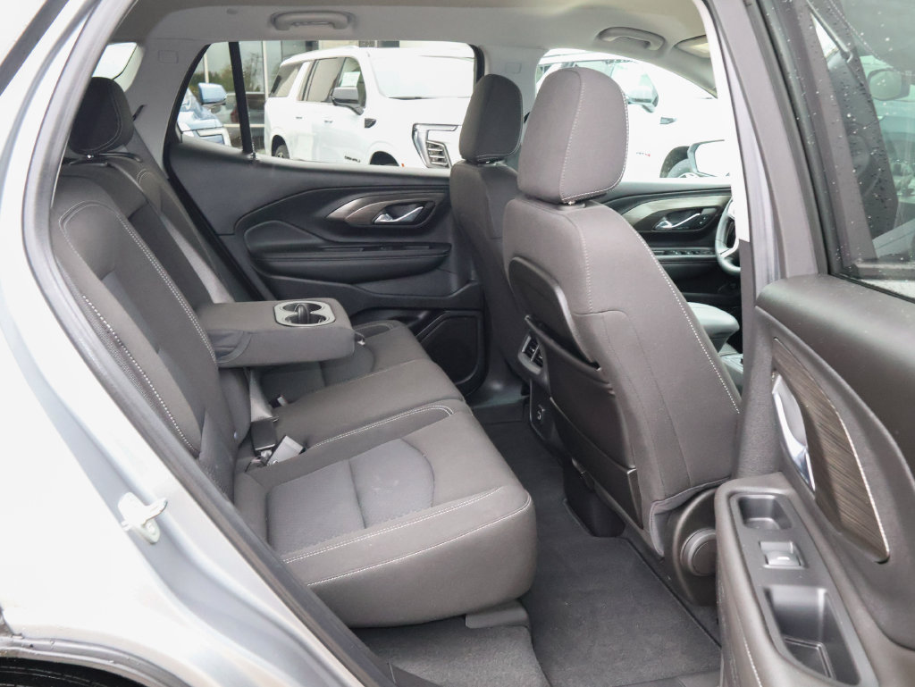 Used 2023 GMC Terrain SLE w/ Driver Convenience Package FWD image 27