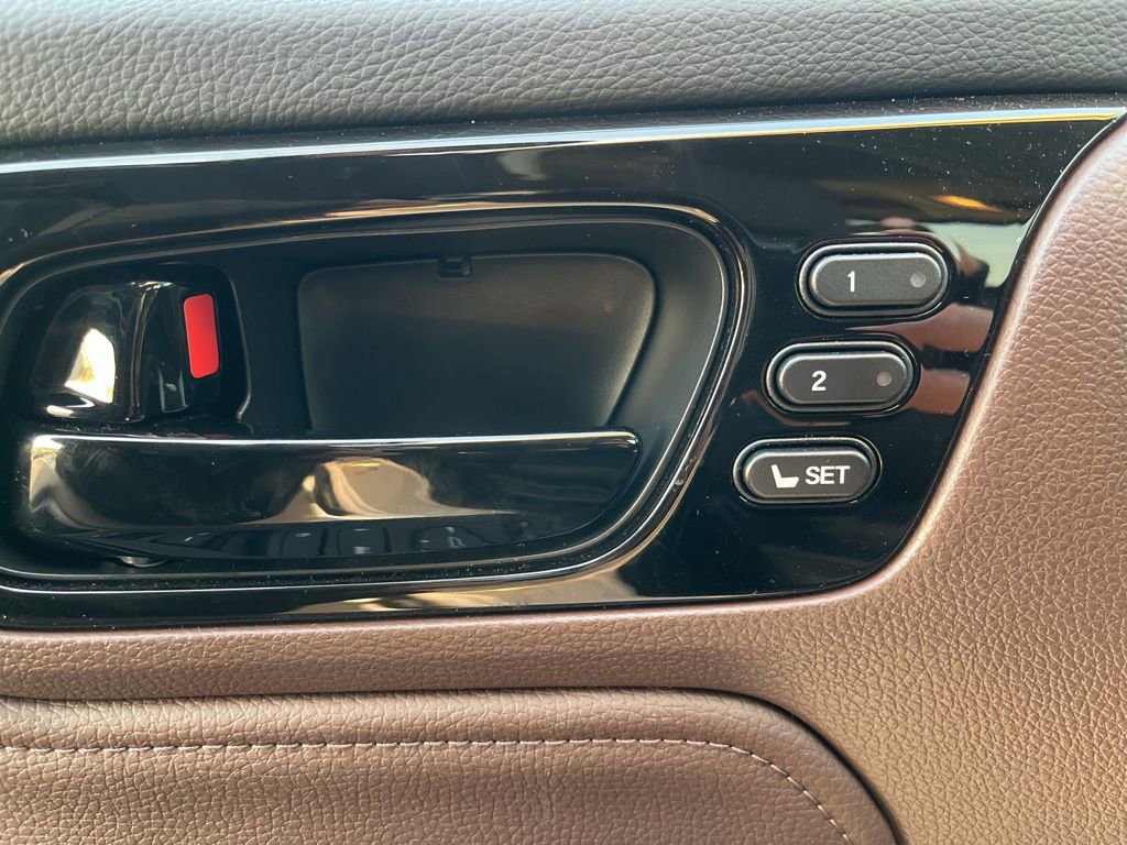 Certified 2026 Honda Odyssey Elite image 12