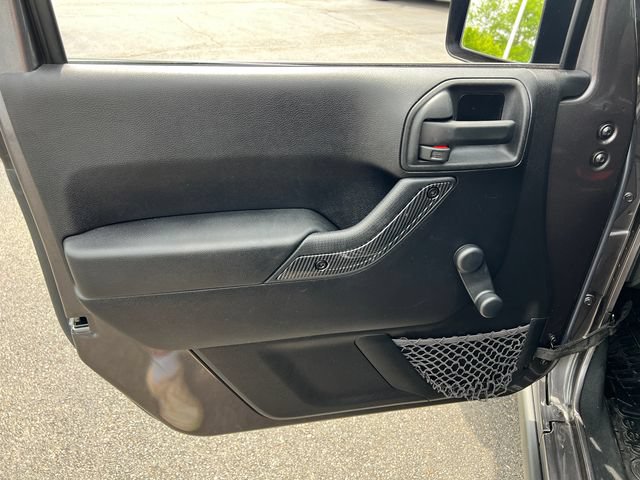 Used 2014 Jeep Wrangler Sport AWD/4WD image 11
