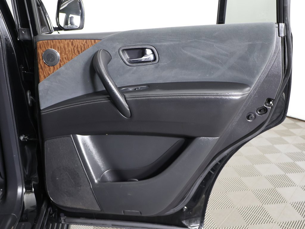 Used 2019 Nissan Armada SV image 20