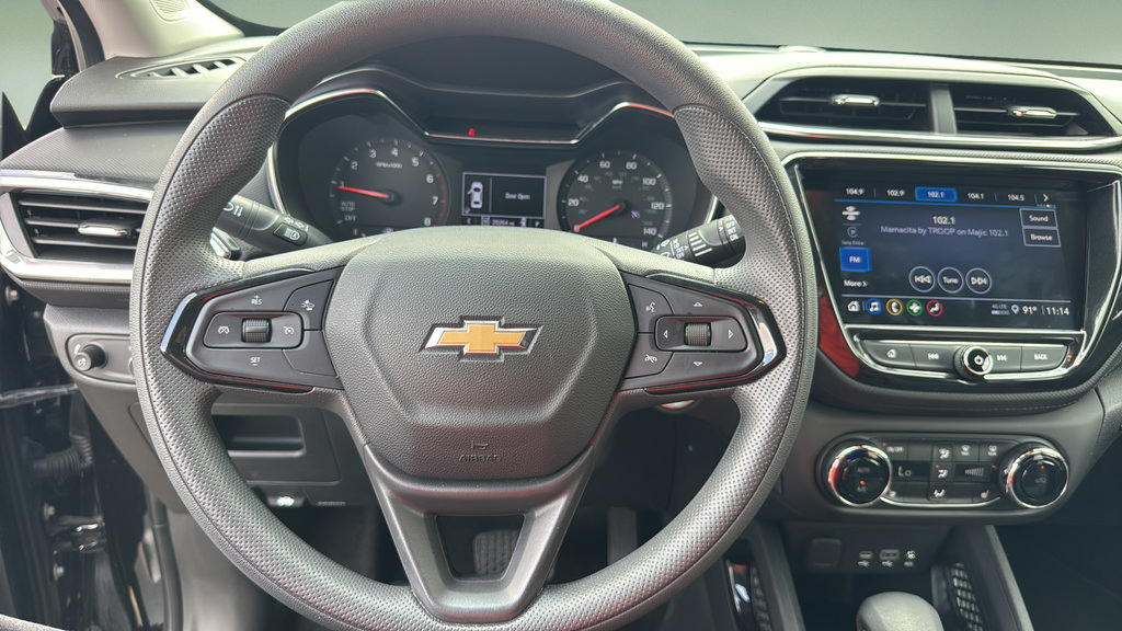Used 2023 Chevrolet TrailBlazer LT w/ Convenience Package AWD/4WD image 14