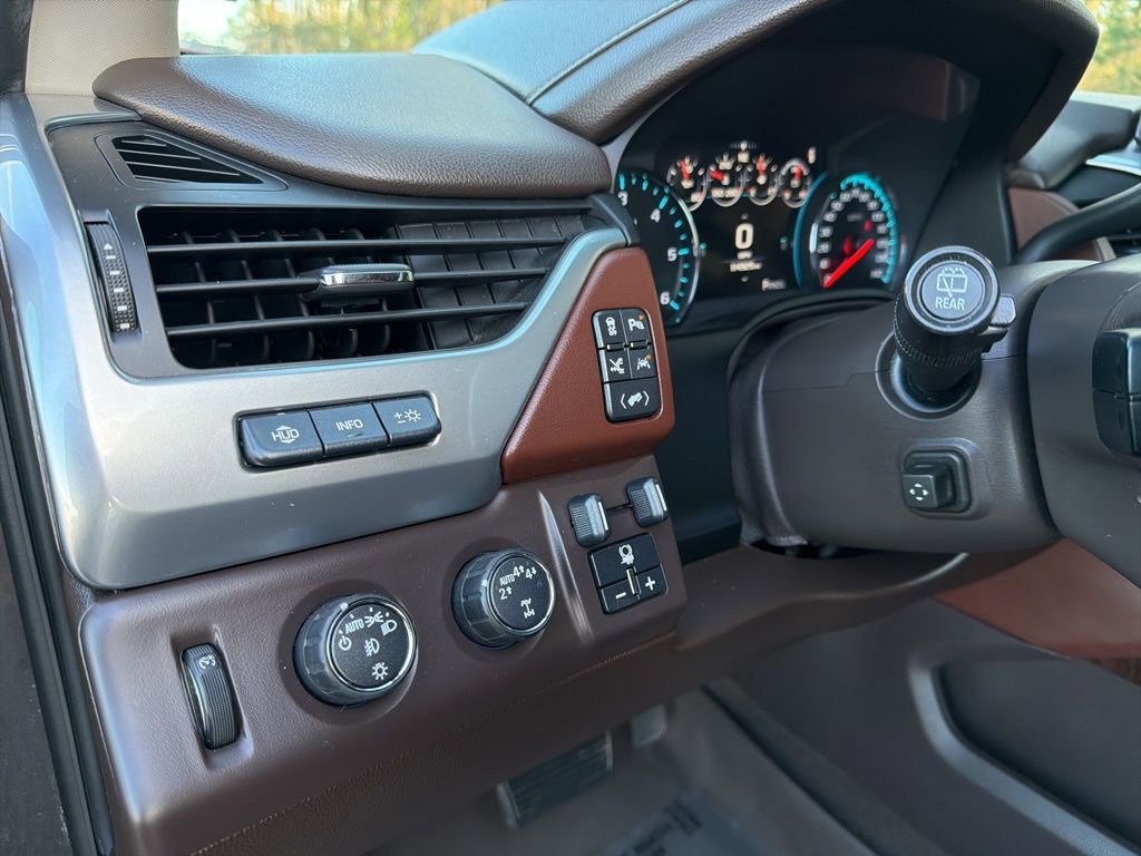 Used 2017 Chevrolet Suburban Premier image 16