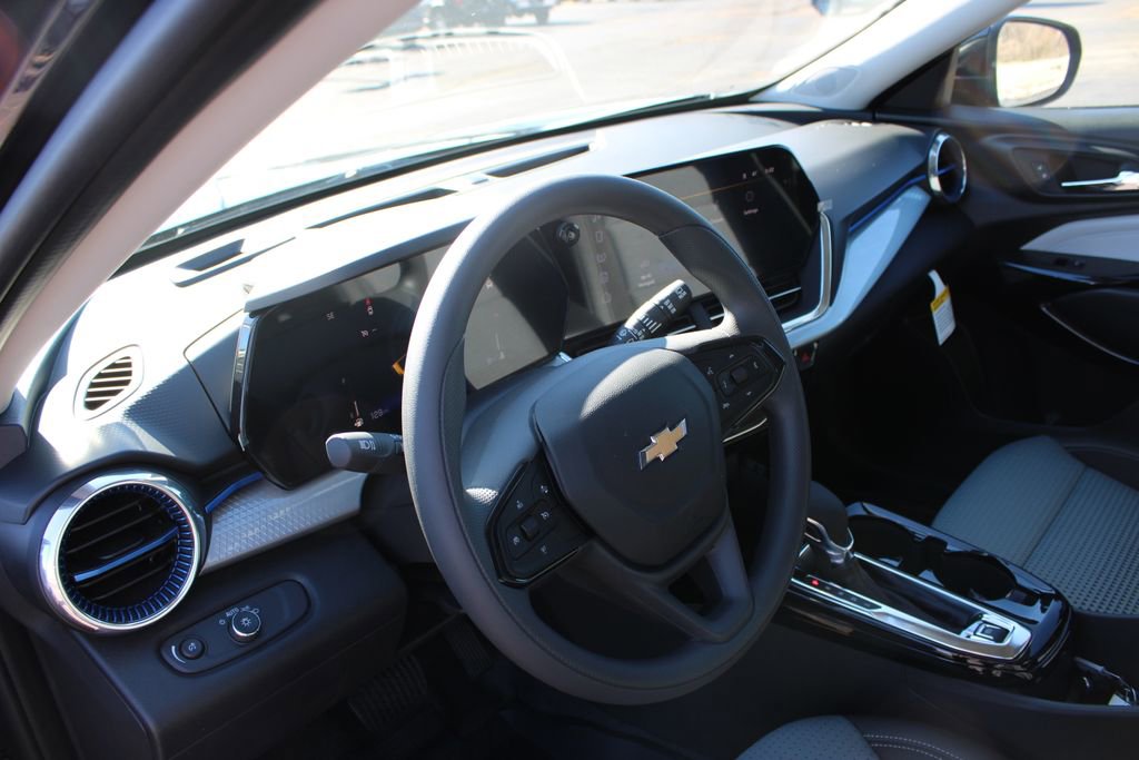 New 2026 Chevrolet Trax LT image 21