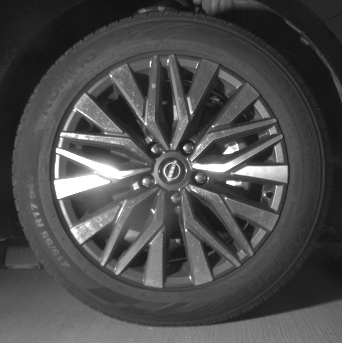 Used 2025 Nissan Altima 2.5 SV FWD image 13