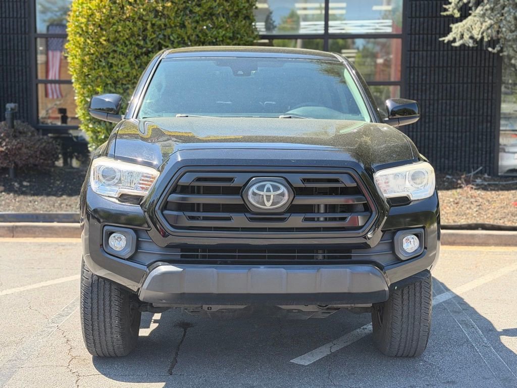 Used 2018 Toyota Tacoma SR RWD image 3