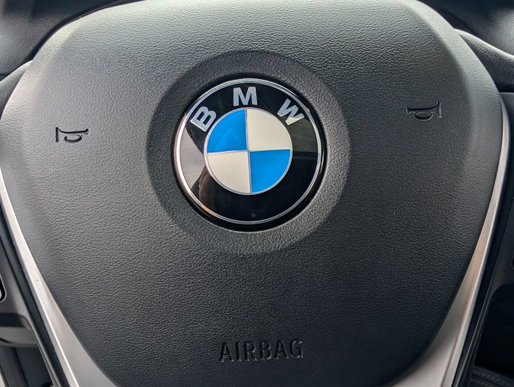 Used 2022 BMW X4 xDrive30i w/ Parking Assistance Package AWD/4WD image 27