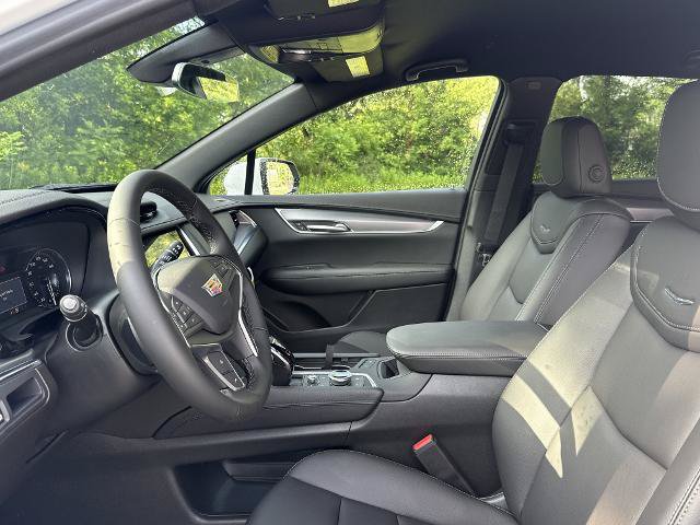 New 2026 Cadillac XT5 Luxury AWD/4WD image 11