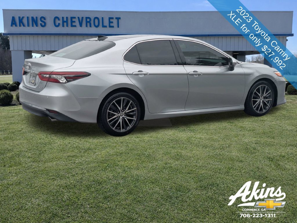 Used 2023 Toyota Camry XLE w/ Navigation Package FWD image 4