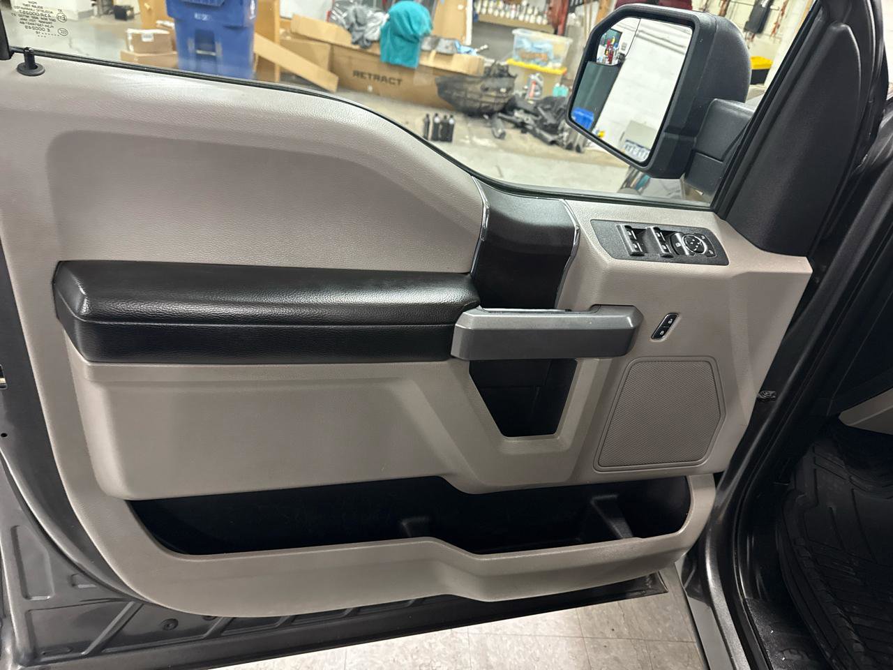Used 2018 Ford F150 XLT image 27