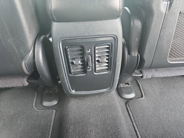 Used 2020 Dodge Durango SXT image 15