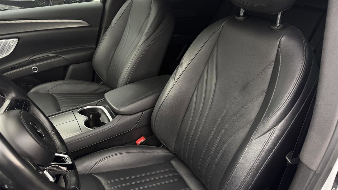 Used 2023 Maserati Grecale GT AWD/4WD image 30