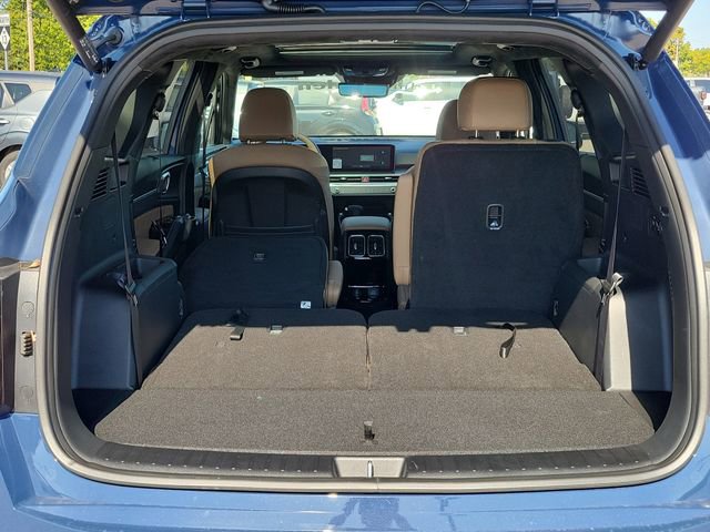New 2026 Kia Sorento SX Prestige w/ Olive Brown Leather Package image 9
