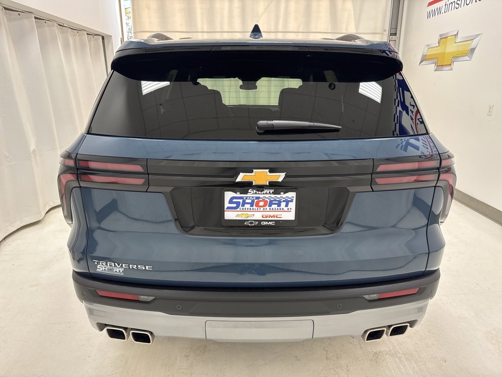 New 2026 Chevrolet Traverse LT w/ LPO, Floor Liner Package image 5