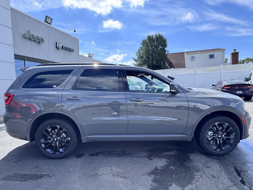 New 2026 Dodge Durango GT image 8