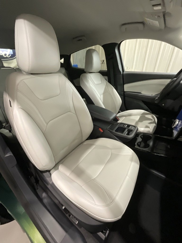 Used 2025 Ford Mustang Mach-E Premium image 13