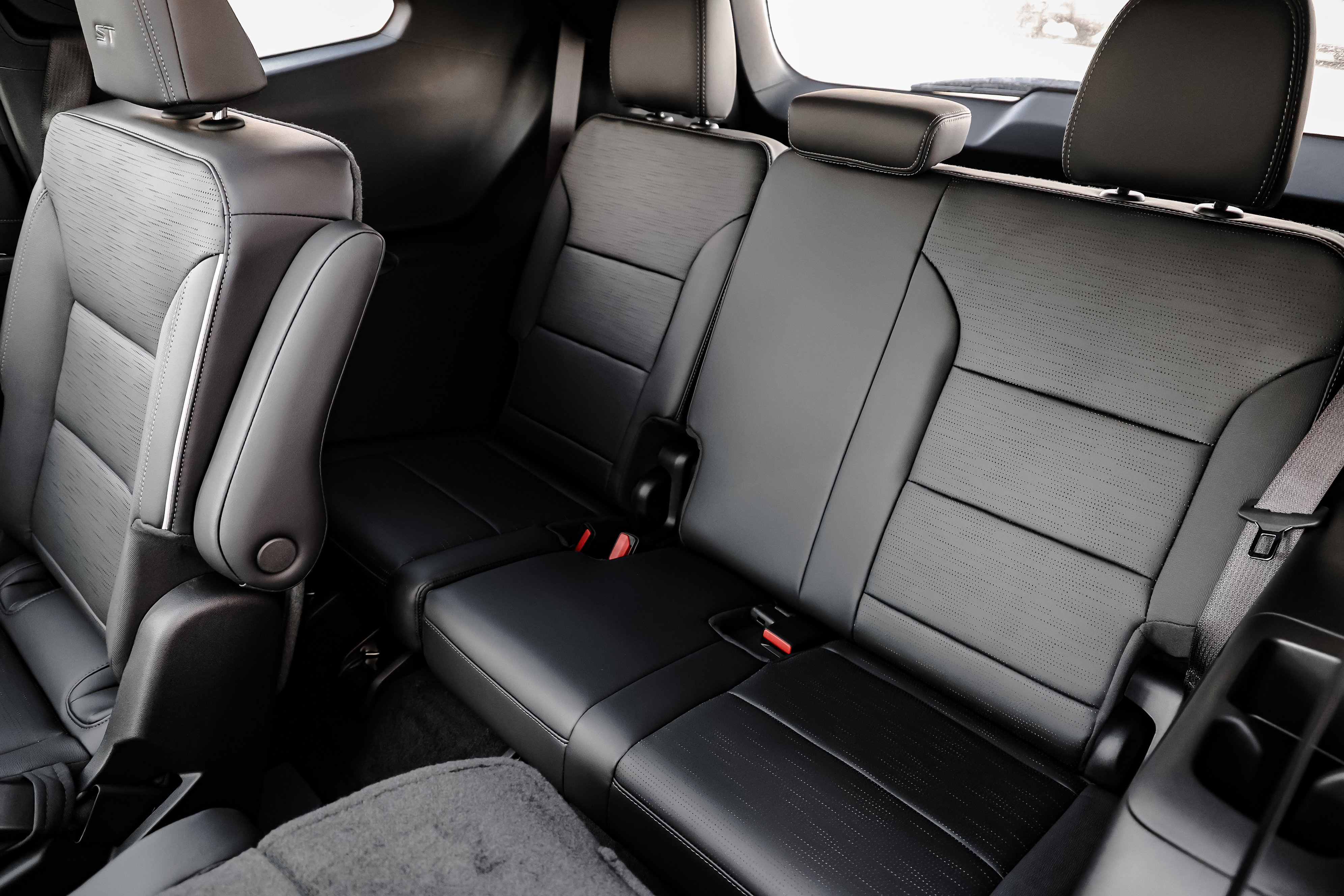 New 2026 Buick Enclave Sport Touring w/ Power Package image 13